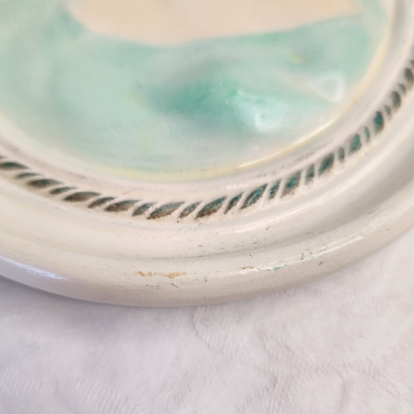 80s Victorian Cameo Wall Hangings - Picture 8 of 14